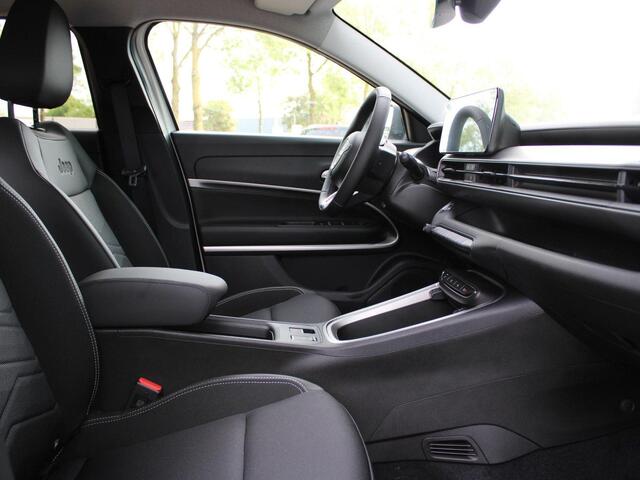 Jeep Avenger Summit 54 kWh VOORRAAD KORTING