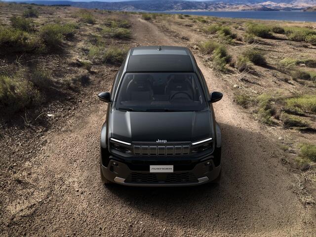 Jeep Avenger Summit 54 kWh | 17% Bijtelling | Schuif/Kanteldak | Winter Pack | infotainment&Convenience Pack | Warmtepomp