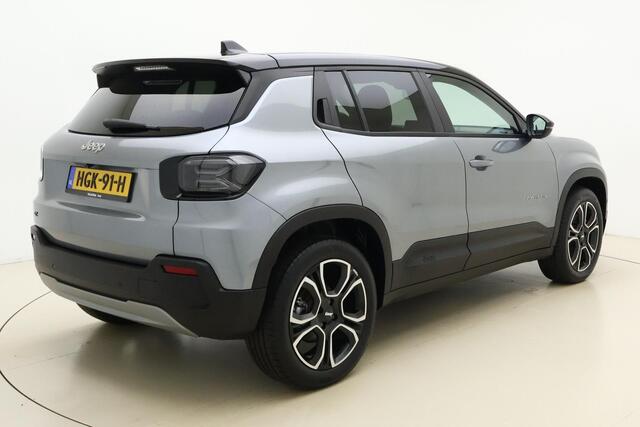 Jeep Avenger Summit 54 kWh | Stoelverwarming | 18'' lichtmetalen velgen | Elektrische achterklep | Navigatie | Two-tone lak | Verwarmde voorruit