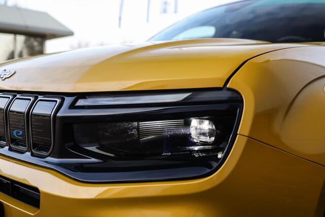 Jeep Avenger Summit 54 kWh ? LED ? ACC ? Trekhaak