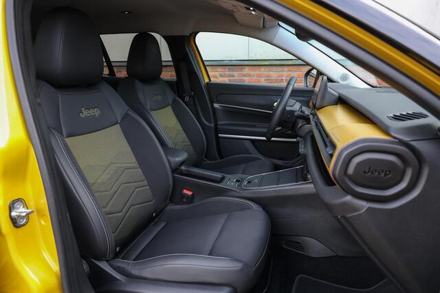 Jeep Avenger Summit 54 kWh ? LED ? ACC ? Trekhaak