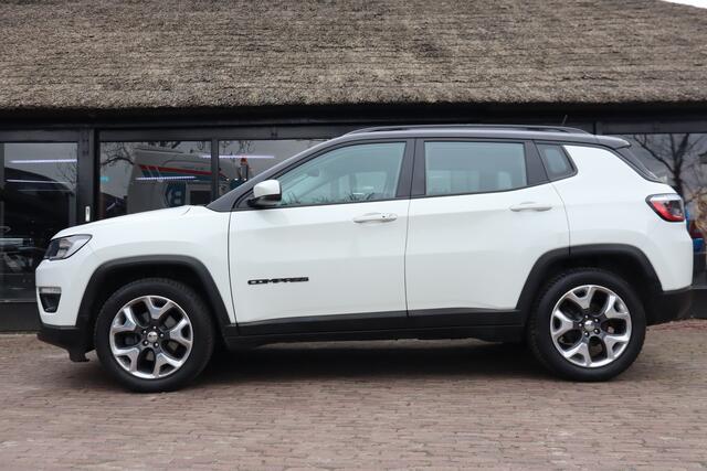 Jeep COMPASS 1.3T Night Eagle Liberty Edition | Trekhaak | Automaat | Apple Carplay & Android Auto | Navigatie | Camera | Keyless