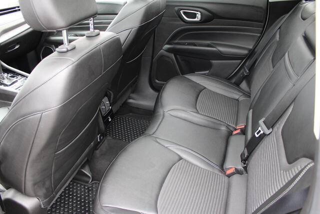 Jeep COMPASS 4xe 190 Plug-in Hybrid Electric Limited Lease Ed. 360-CAMERA CARPLAY PANO DAB HALFLEER 19"LMV ELEK.LAADKLEP 4WD NAVI GSM-LADER CRUISE CLIMA