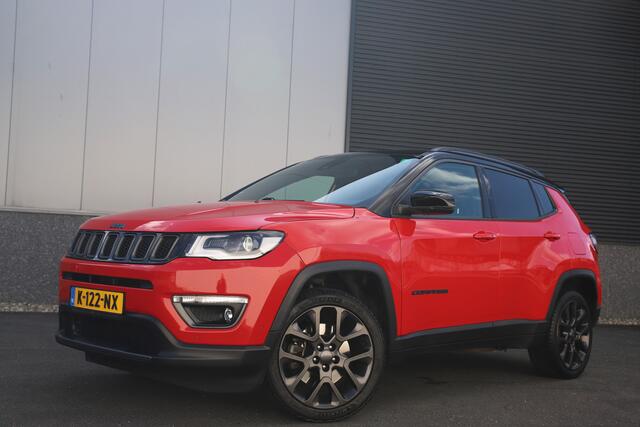 Jeep COMPASS 4xe 240pk/Phev-Hybrid/Pano-dak/Colorado Red/Trekhaak/Leder/Camera