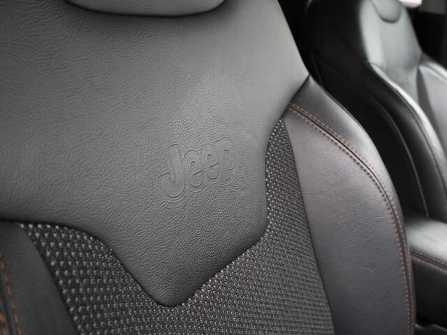 Jeep COMPASS 2.0 MULTIJET DIESEL 4X4 LIMITED + 1900 KG TREKHAAK | APPLE CARPLAY