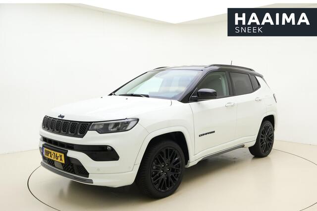 Jeep COMPASS 4xe 240 Plug-in Hybrid Electric S Automaat | Navigatie | Lederen bekleding | Camera | Keyless | Zwart dak | Dakrails | Lichtmetalen velgen black | Climate control