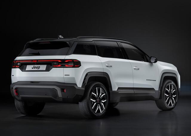 Jeep COMPASS 1.2 e-Hybrid 145 First Edition NIEUWE MODEL! - NU TE BESTELLEN - 8 JAAR GARANTIE