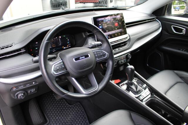 Jeep COMPASS 4xe 240 Plug-in Hybrid Electric S Adaptive CruiseControl | Elektrische stoelen | Stoelverwarming | All Season banden | Elektrische Achterklep | 4x4 | Navigatie | Parkeersensoren | Achteruitrijcamera