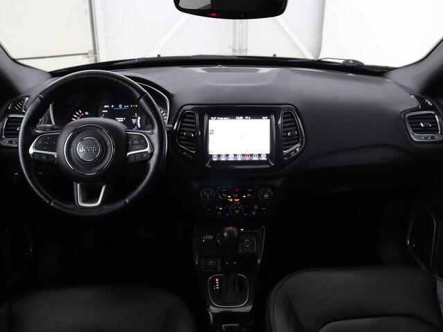 Jeep COMPASS 4xe 240 Plug-in Hybrid Elecrtic S | Stoelventilatie | Leder | Camera | Carplay | Keyless | Stoel & stuurverwarming | Navigatie | Xenon | 19'' lichtmetalen velgen | PHEV
