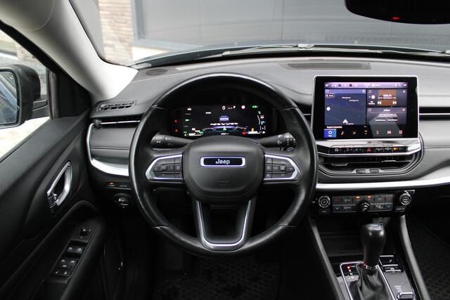 Jeep COMPASS 4xe 240 Plug-in Hybrid Electric S - Leder - ACC - 360 camera - Navi - Blind Spot - LED - Stoel-stuurverwarming - Rijklaar