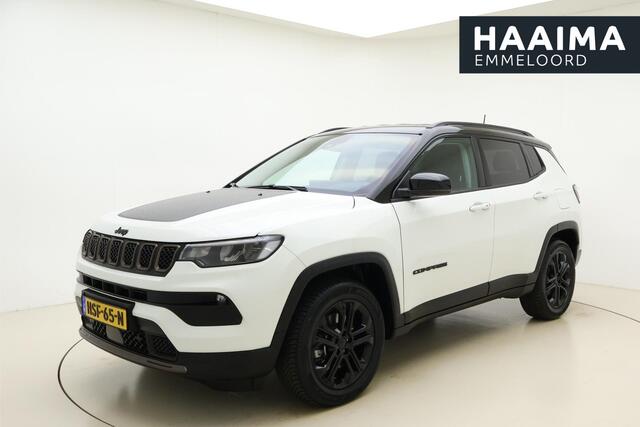 Jeep COMPASS 4xe 240 Plug-in Hybrid Electric S Automaat | Navigatie | Lederen bekleding | Camera | Keyless | Zwart dak | Dakrails | Lichtmetalen velgen black | Climate control