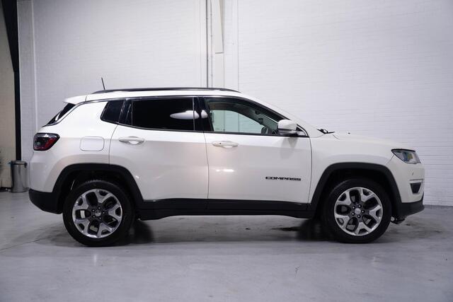Jeep COMPASS 2.0 MultiJet 4x4 Limited Grijs Kenteken 2p Navi, Trekhaak, Cruise Control, NAP