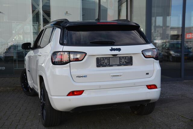 Jeep COMPASS 4xe 240 Plug-in Hybrid Electric S | Tech pakket | Memory stoel | Trekhaak | Winter pakket