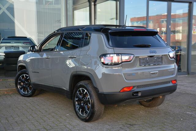 Jeep COMPASS 4xe 240 Plug-in Hybrid Electric Trailhawk | Panoramadak | 360 camera | Stoelverwarming | 12 maanden garantie