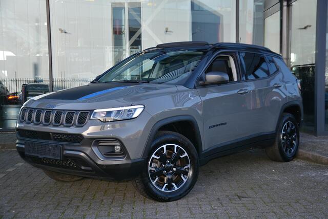 Jeep COMPASS 4xe 240 Plug-in Hybrid Electric Trailhawk | Panoramadak | 360 camera | Stoelverwarming | 12 maanden garantie
