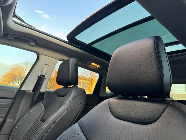 Jeep COMPASS 1.3T High Upland |Panorama dak |Stoelverwarming / Stuur verwarming |