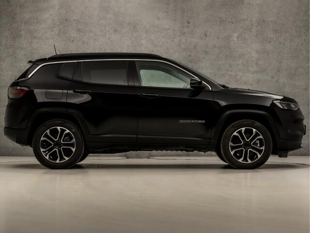Jeep COMPASS 4xe 240 Plug-in Hybrid Electric Limited 240Pk Automaat (VIRTUAL COCKPIT, APPLE CARPLAY, GROOT NAVI, STUUR/STOELVERWARMING, LEDER, CAMERA, SPORTSTOELEN, ADAPTIVE CRUISE, GETINT GLAS, NIEUWSTAAT)