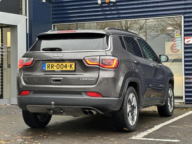 Jeep COMPASS 1.4 MultiAir Opening Edition Plus | Trekhaak | Lederen stoelen | Elektrische stoelen + geheugen | Stoelverwarming | Climate Control | Parkeersensoren | Cruise Control | Beats Audiosysteem |