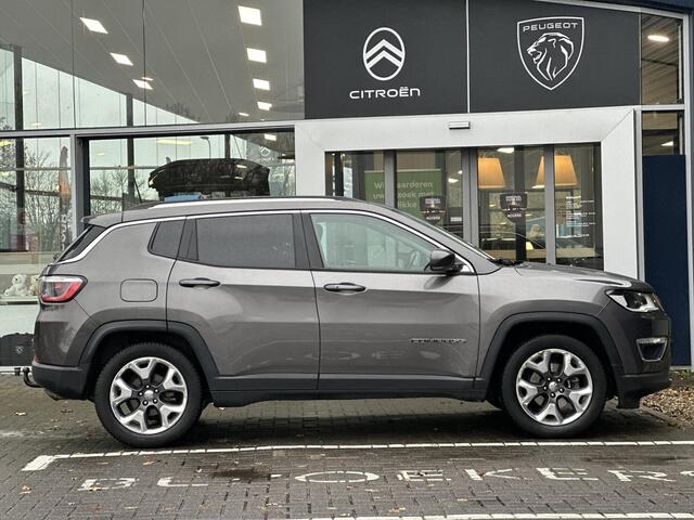 Jeep COMPASS 1.4 MultiAir Opening Edition Plus | Trekhaak | Lederen stoelen | Elektrische stoelen + geheugen | Stoelverwarming | Climate Control | Parkeersensoren | Cruise Control | Beats Audiosysteem |