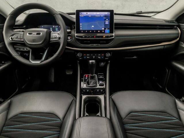 Jeep COMPASS 4xe 240 Plug-in Hybrid Electric Upland 240Pk Automaat (VIRTUAL COCKPIT, APPLE CARPLAY, GROOT NAVI, 360 CAMERA, LEDER, KEYLESS, ALPINE AUDIO, ADAPTIVE CRUISE, GETINT GLAS, NIEUWSTAAT)