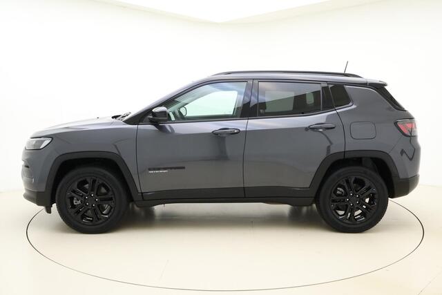 Jeep COMPASS 4xe 240 Plug-in Hybrid Electric Automaat Limited | Navigatie | Camera | Climate control | Cruise control | Dakrails | Stoel - en stuurverwarming | Lage KM-stand