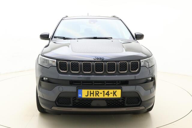 Jeep COMPASS 4xe 240 Plug-in Hybrid Electric Automaat Limited | Navigatie | Camera | Climate control | Cruise control | Dakrails | Stoel - en stuurverwarming | Lage KM-stand