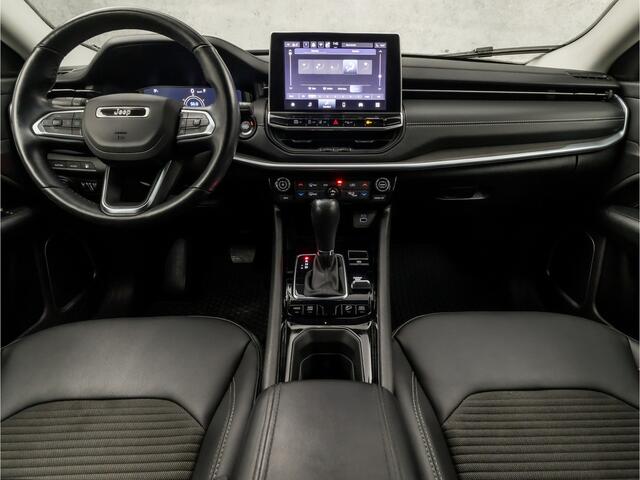 Jeep COMPASS 4xe 190 Plug-in Hybrid Electric Night Eagle Automaat (APPLE CARPLAY, GROOT NAVI, LEDER, ADAPTIVE CRUISE, SPORTSTOELEN, GETINT GLAS, KEYLESS, NIEUWSTAAT)