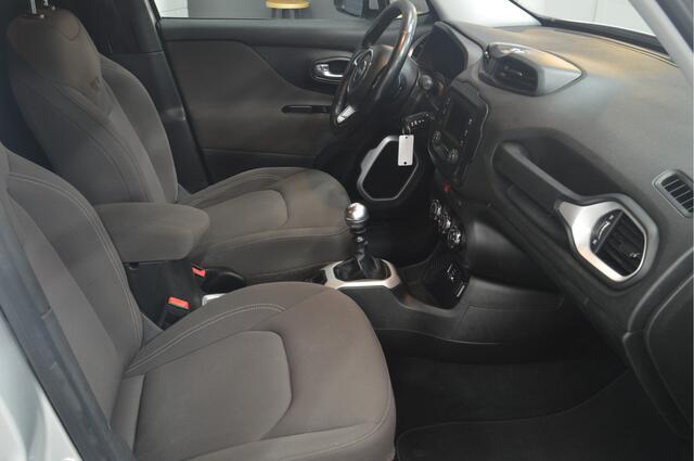 Jeep RENEGADE 1.4 MultiAir Longitude // GRIJS KENTEKEN // LPG // TREKHAAK // AIRCO // CRUISE //