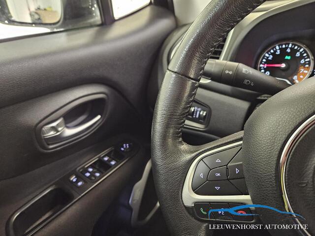 Jeep RENEGADE 1.4 MultiAir Longitude, AUTOMAAT, clima, cruise, navi, trekhaak, NL-auto