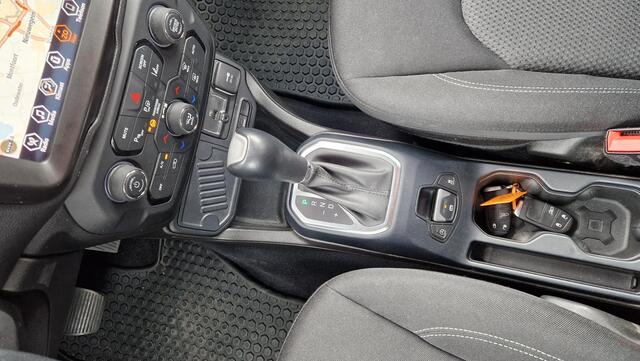 Jeep RENEGADE 1.3T DDCT S