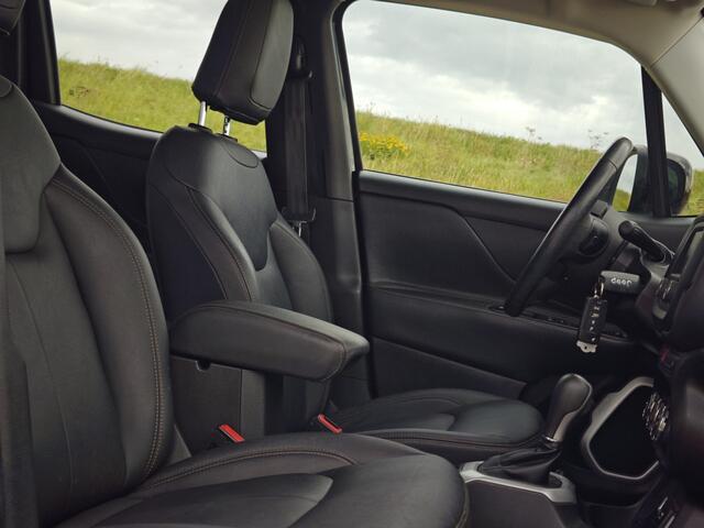 Jeep RENEGADE 1.4 MultiAir Automaat Longitude | Leder | Trekhaak