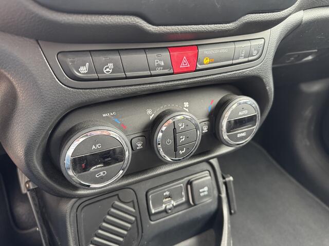 Jeep RENEGADE 1.4 MultiAir Night Eagle II Limited