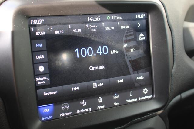 Jeep RENEGADE 1.0T Limited | Stoel en stuurverwarming | Camera en parkeersensoren |