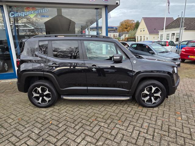 Jeep RENEGADE 4xe 240 Plug-in Hybrid Electric Trailhawk