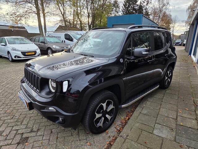 Jeep RENEGADE 4xe 240 Plug-in Hybrid Electric Trailhawk