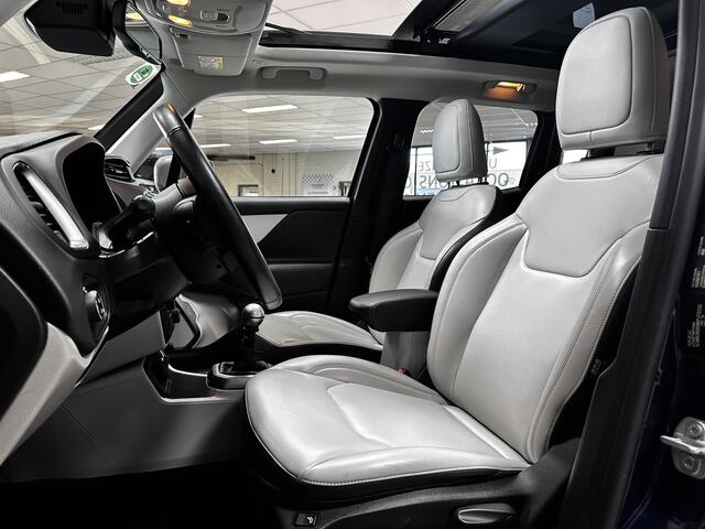 Jeep RENEGADE 1.0T Freedom/ DEALER ONDERHOUDEN/ Open-Panodak/ Trekhaak/ LED Koplampen/ Stoel+Stuurverw./ Grootlichtass./ Keyless/ DAB+/ Apple+Android/ LEDER/ Clima/ Navi/ Cruise/ Bluetooth/ Multi.LEDER.Stuur/ Elek.Pakke