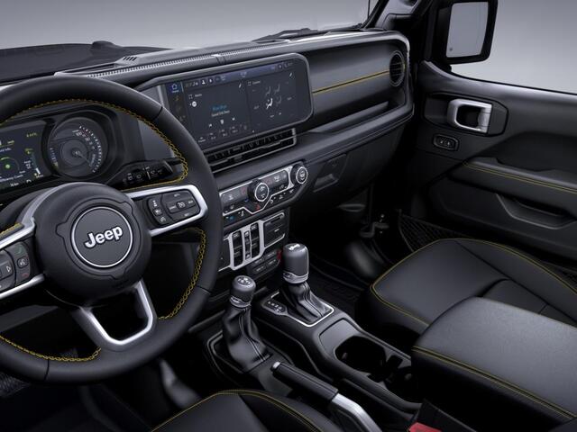 Jeep WRANGLER Unlimited 4xe 380 Sahara | MY25 | Sky One-Touch Power Soft Top | 20" met M+S banden | Geel kenteken !