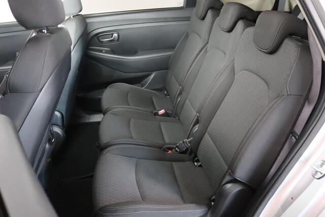 KIA CARENS 1.6 GDi DynamicLine 7-Persoons, Apple Carplay/Android auto, Navigatie, Achteruitrijcamera, Cruise Control