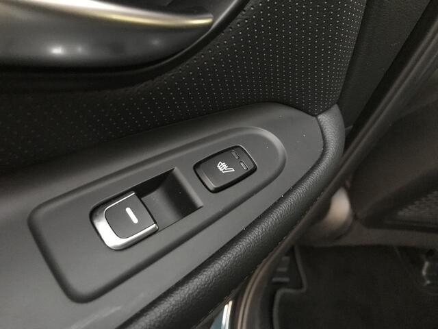 KIA CARENS 1.6 ExecutiveLine 7 persoons