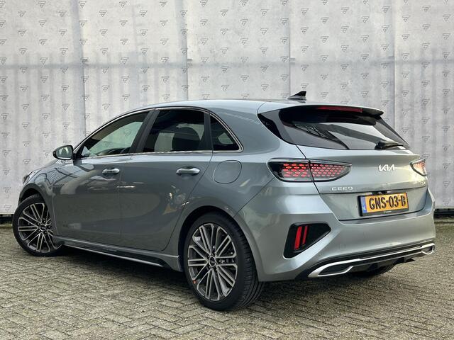 KIA CEE D Ceed 1.5 T-GDi GT-PlusLine Panoramadak | Camera | Navi | Stuur-/Stoelverwarming | Leder/Alcantara | 17" Velgen | Clima | Apple CarPlay/Android Auto | Key-Less | PDC | Cruise | LED |