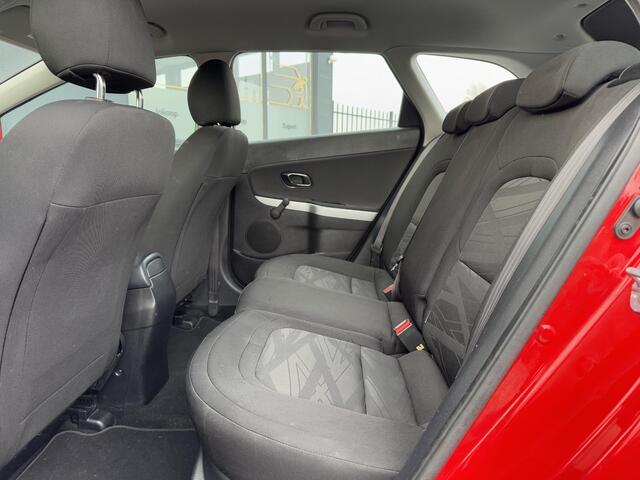 KIA CEE D cee'd 1.0 T-GDi First Edition 2e Eigenaar,Navi,Airco,Cruise,Camera,Trekhaak,LM Velgen,NL Auto,N.A.P,APK Tot 05-2025