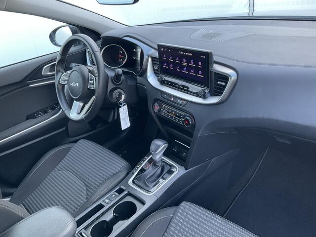 KIA CEE D Ceed Sportswagon 1.5 T-GDi 160pk Automaat DynamicLine Nav/Cam Led Carplay Voll.Onderhouden!