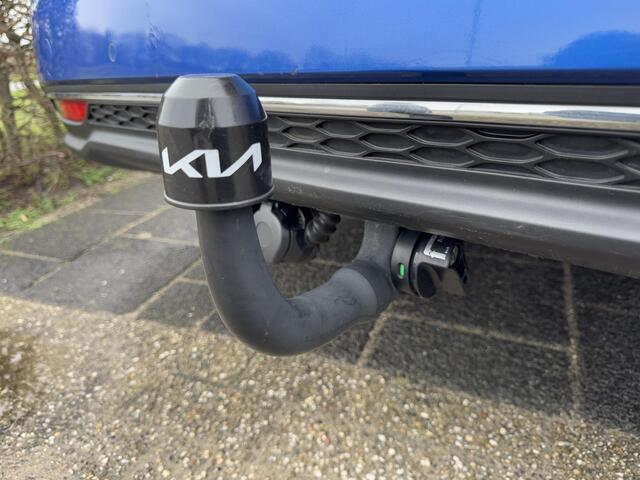 KIA CEE D Ceed Sportswagon 1.5 T-GDi DynamicLine | Unieke Kleur | Afneembare Trekhaak | Navigatie | Camera Achter | Sensoren | Enz...