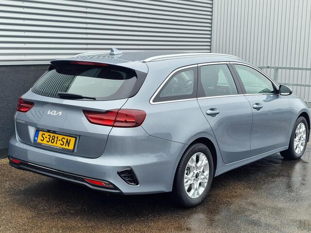 KIA CEE D Ceed Sportswagon 1.5 T-GDi DynamicLine Navigatie, Climate control, Parkeersensoren, Achteruitrijcamera, Cruise control, BTW-AUTO