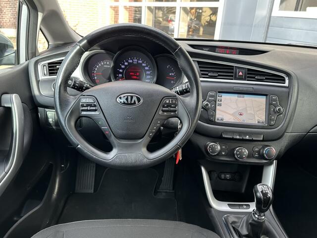 KIA CEE D 1.0 T-GDi First Ed. Navi Led Ecc Pdc Achteruitrijcamera