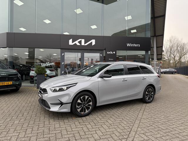 KIA CEE D Ceed Sportswagon 1.0 T-GDi MHEV Design Edition Navi+DAB+BT+Camera PDC V+A Stoel/Stuurverw. ECC-Airco Keyless 16"LMV Privacy Glass Tot 10Jr. Kia-Garantie