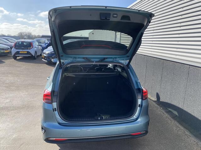 KIA CEE D Ceed Sportswagon 1.0 T-GDi DynamicPlusLine Navigatie, Dodehoek detectie, Stoel- & stuurwielverwarming, Elektr. bedienbare achterklep, Achteruitrijcamera, Parkeersensoren voor + achter, Smart key, BTW-auto