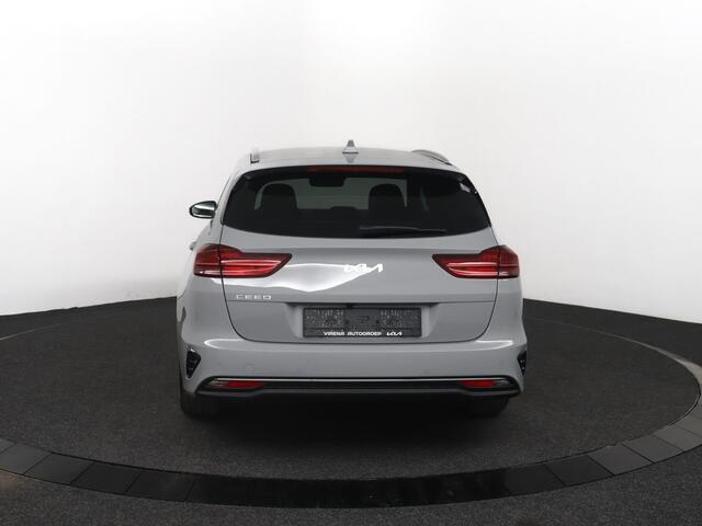 KIA CEE D Ceed Sportswagon 1.0 T-GDi Design Edition ¤2.500 INRUILPREMIE - Apple Carplay/Android Auto - Elektrisch bedienbare achterklep - Navigatie - Direct Leverbaar!