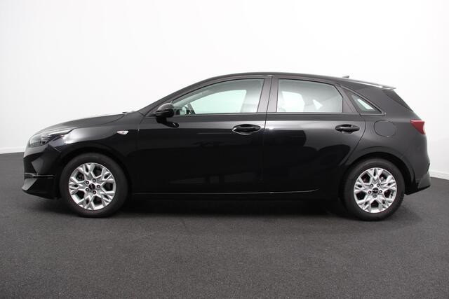 KIA CEE D Ceed 1.0 T-GDi Comfort | Navigatie | Apple Carplay/ Android Auto | Airco | Dab | Camera | Stoelverwarming | Lichtmetalen Velgen