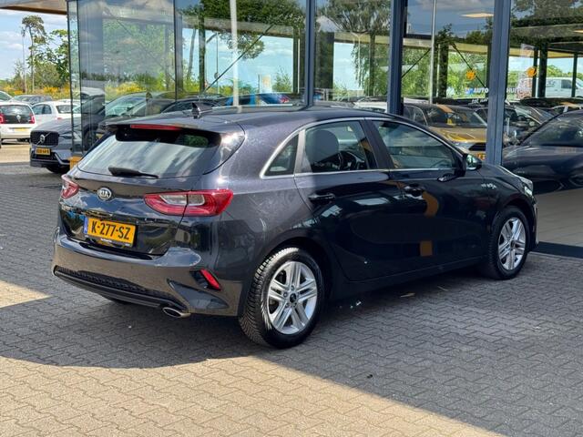 KIA CEE D 1.0 T-GDI DynamicLine - camera - navi - climate control